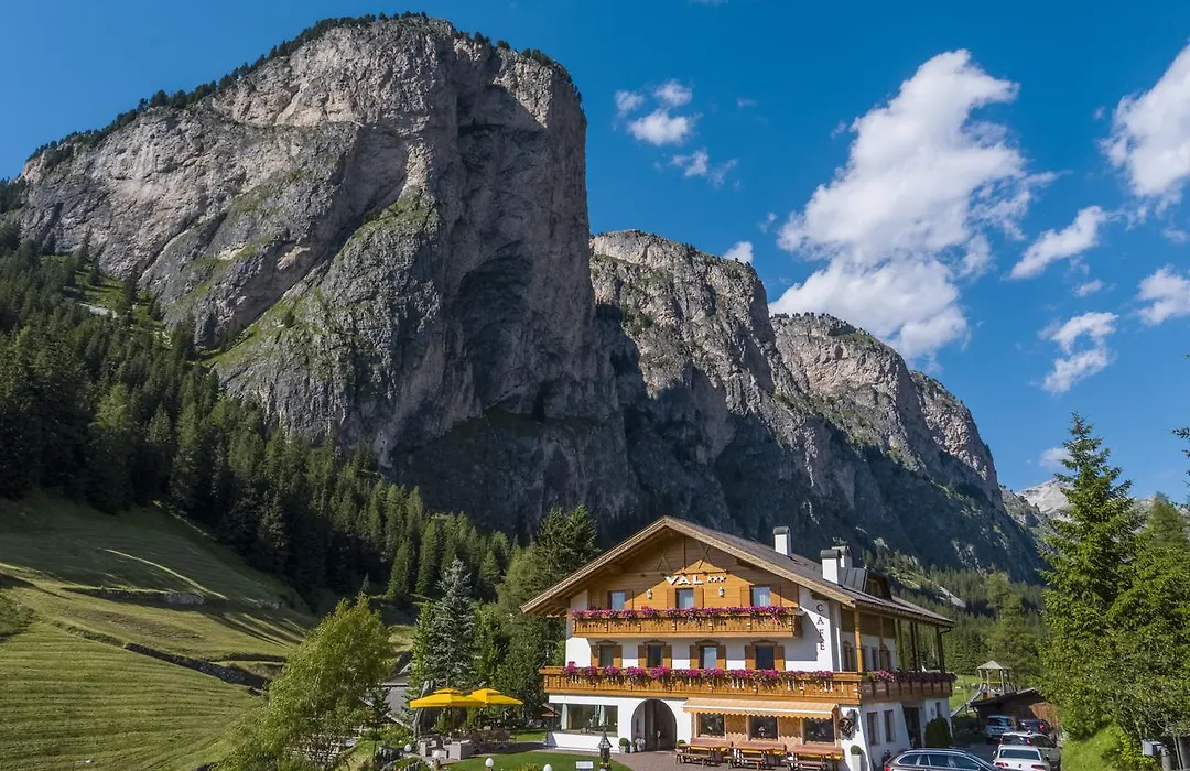 Hotel Val-1